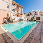Bright 3 Guest With Pool Santa Teresa di Gallura