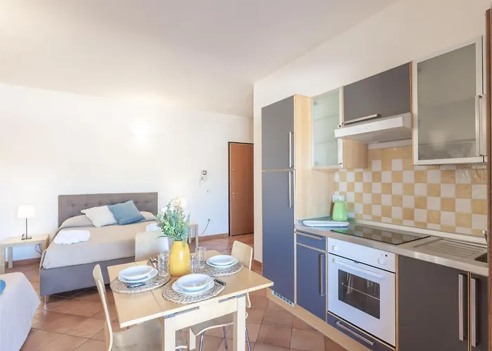 Bright 3 Guest With Pool * Санта-Тереза-Галлура